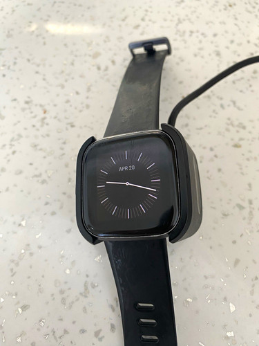 Fitbit versa 40mm smartwatch - fitbit,