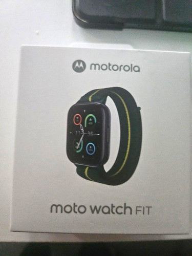 Motorola moto watch fit - watch,